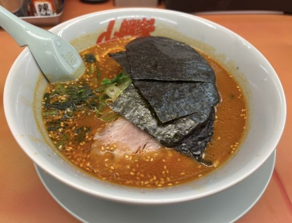 エステティシャンも悪い物食べます。池袋