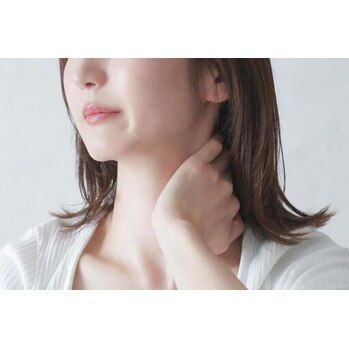 首が辛い人、姿勢を意識した事ありますか?池袋